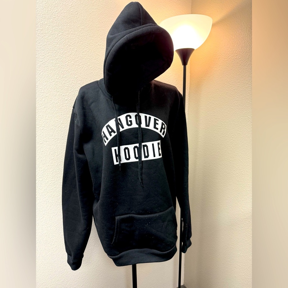 Meaveor Black Hoodie. XXL. Graphics “Hangover Hoodie”